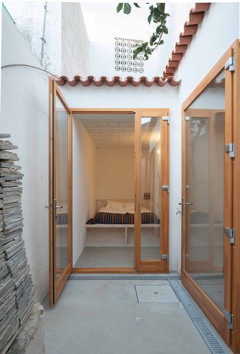 Detalhe da Casa do Limoeiro, um projeto do atelier atelier Alexandre Loureiro Architecture Studio.