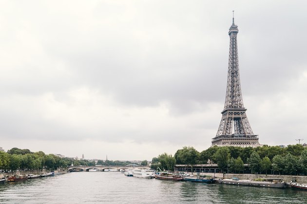 Plano de Paris para os picos de calor passa por retirar asfalto ou plantar árvores