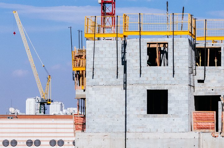 Subida dos custos de construção de habitação nova desacelera para 6,3%